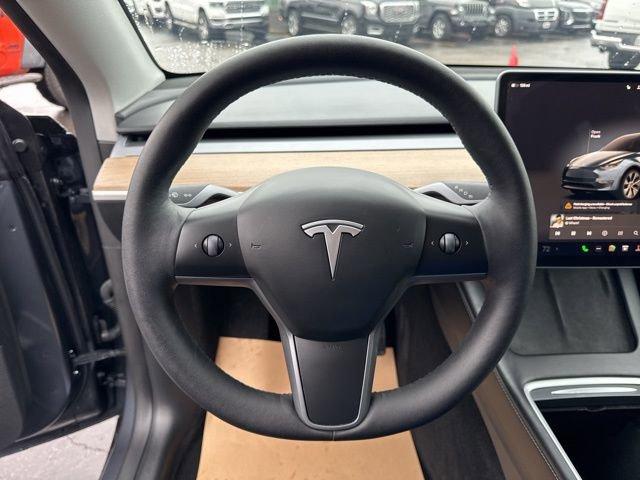 2023 Tesla Model Y Vehicle Photo in MEDINA, OH 44256-9631