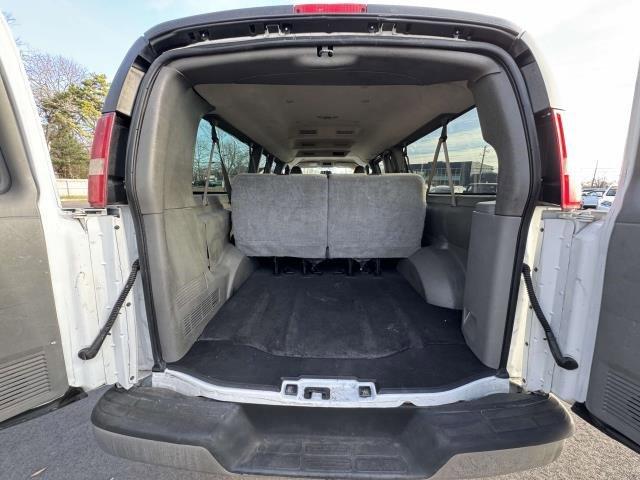 2016 Chevrolet Express Passenger Vehicle Photo in SAINT JAMES, NY 11780-3219