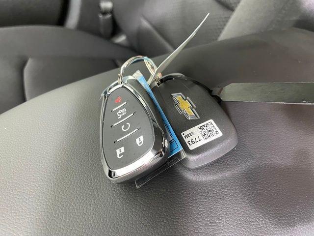 2025 Chevrolet Malibu Vehicle Photo in PHOENIX, AZ 85014-3381