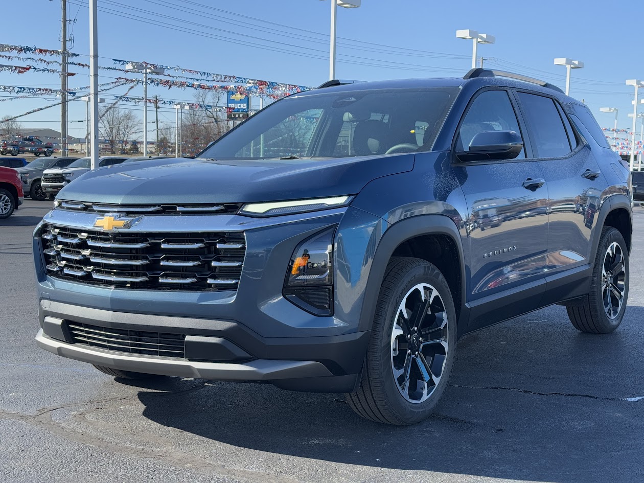 2025 Chevrolet Equinox Vehicle Photo in BOONVILLE, IN 47601-9633