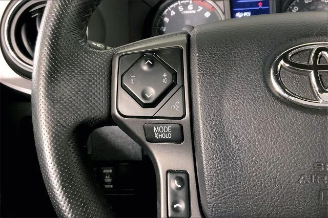 2021 Toyota Tacoma 4WD Vehicle Photo in Kansas City, MO 64114