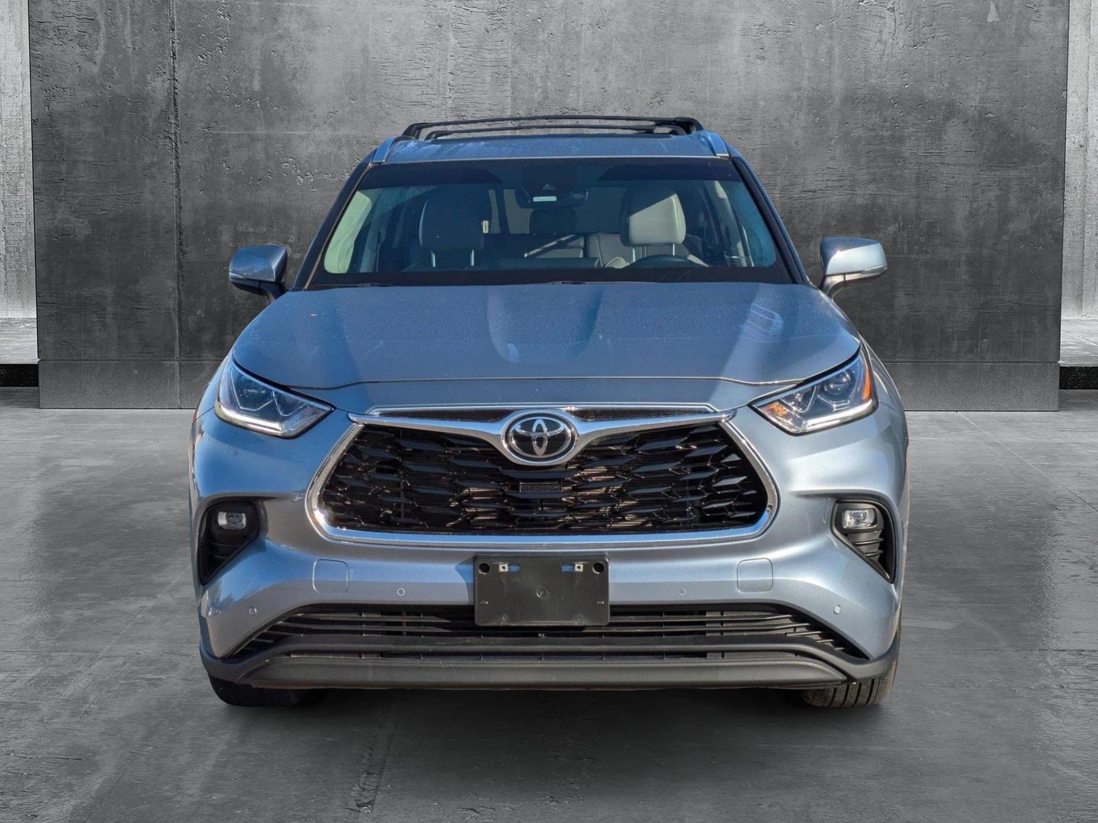 2023 Toyota Highlander Vehicle Photo in Corpus Christi, TX 78415