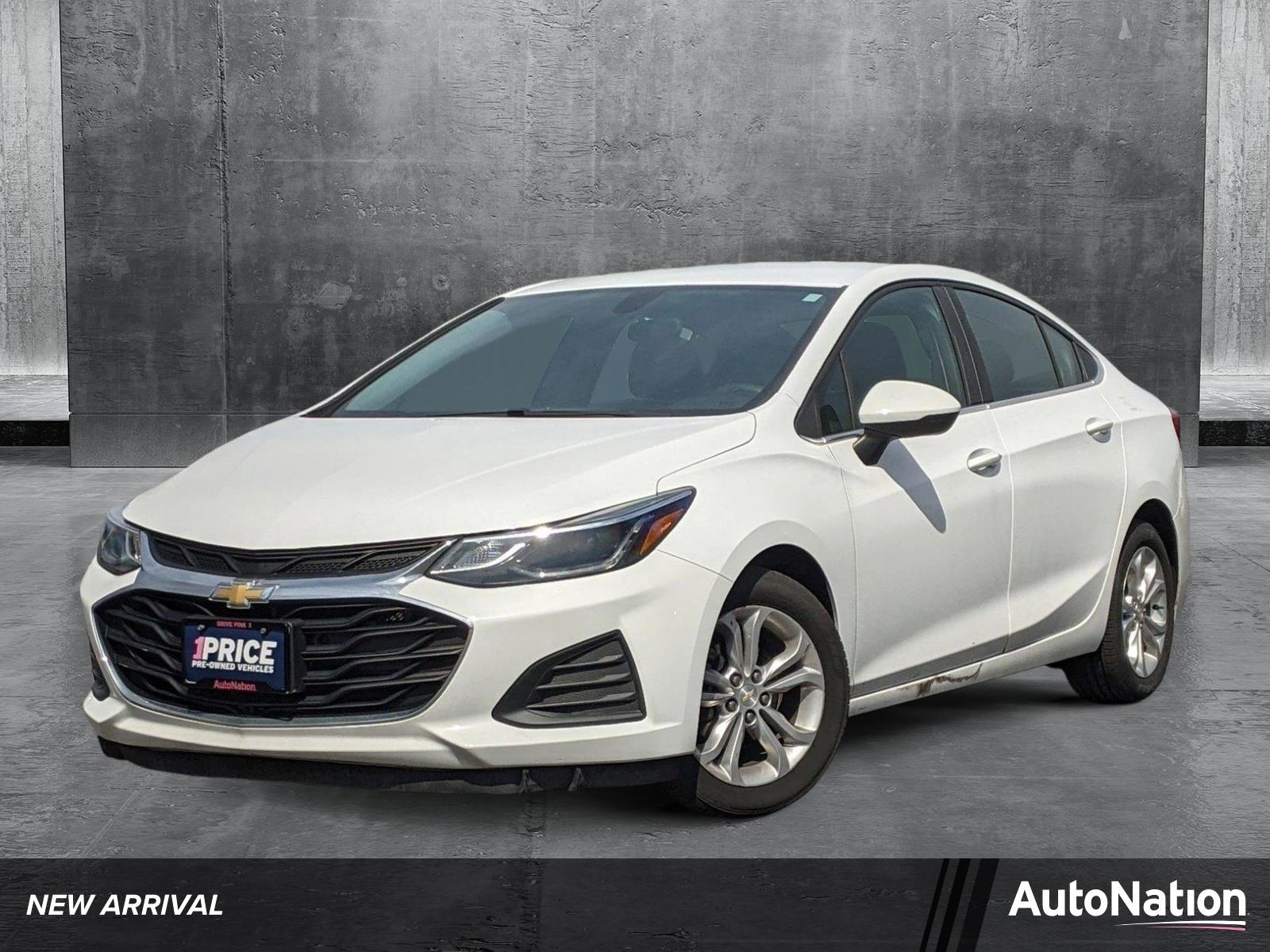 2019 Chevrolet Cruze Vehicle Photo in Cockeysville, MD 21030