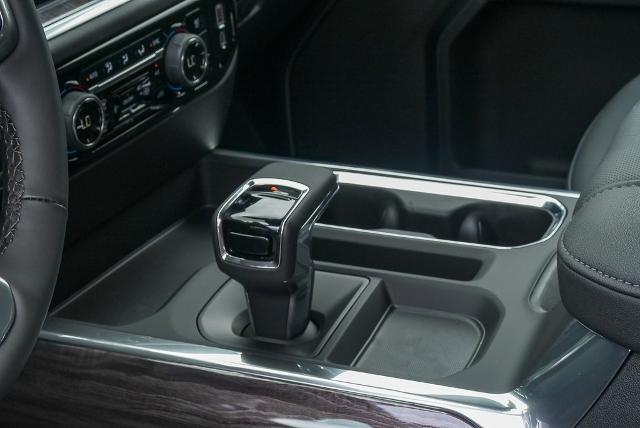 2025 Chevrolet Silverado 1500 Vehicle Photo in VENTURA, CA 93003-8585