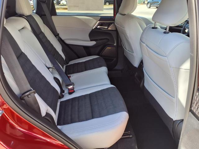 2025 Mitsubishi Outlander Vehicle Photo in Tampa, FL 33612