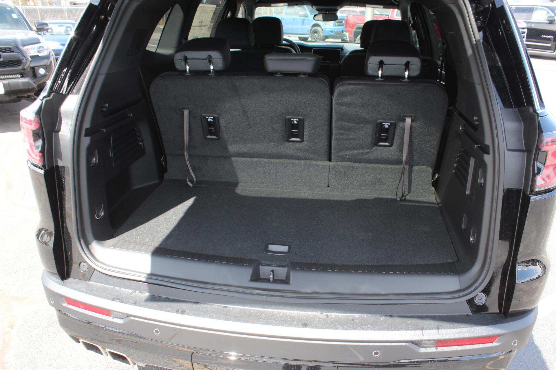 2025 GMC Acadia Vehicle Photo in AURORA, CO 80012-4011