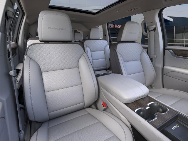 2025 GMC Acadia Vehicle Photo in TOPEKA, KS 66609-0000