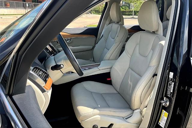 2021 Volvo XC90 Vehicle Photo in Houston, TX 77007