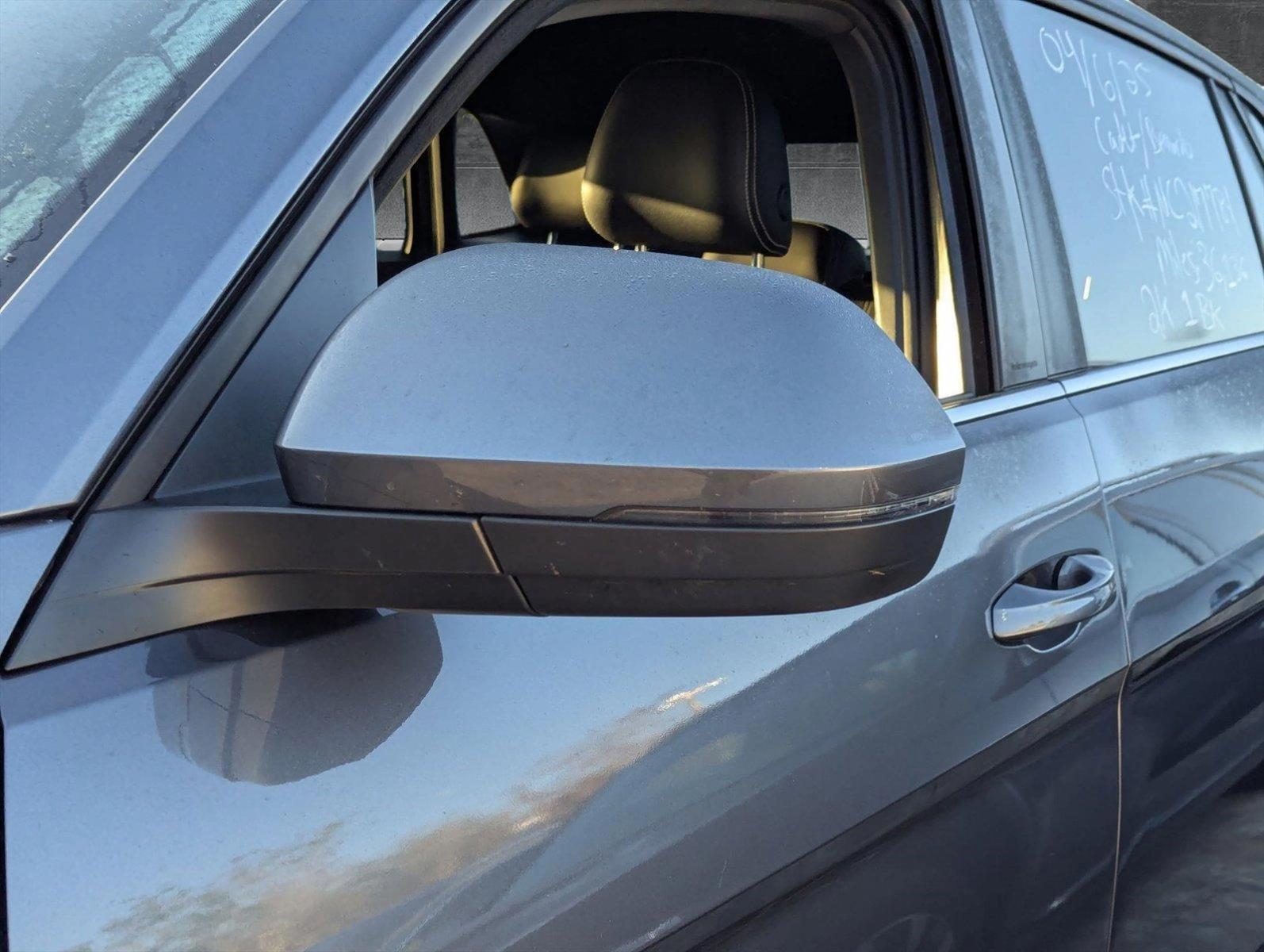 2022 Volkswagen Atlas Cross Sport Vehicle Photo in Pembroke Pines , FL 33027