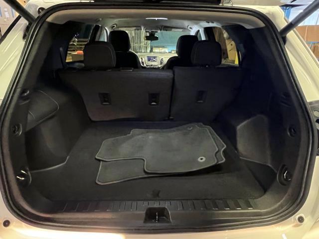 2022 Chevrolet Equinox Vehicle Photo in Roslyn, NY 11576