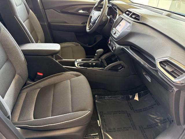 2023 Chevrolet Trailblazer Vehicle Photo in MANHATTAN, KS 66502-5036