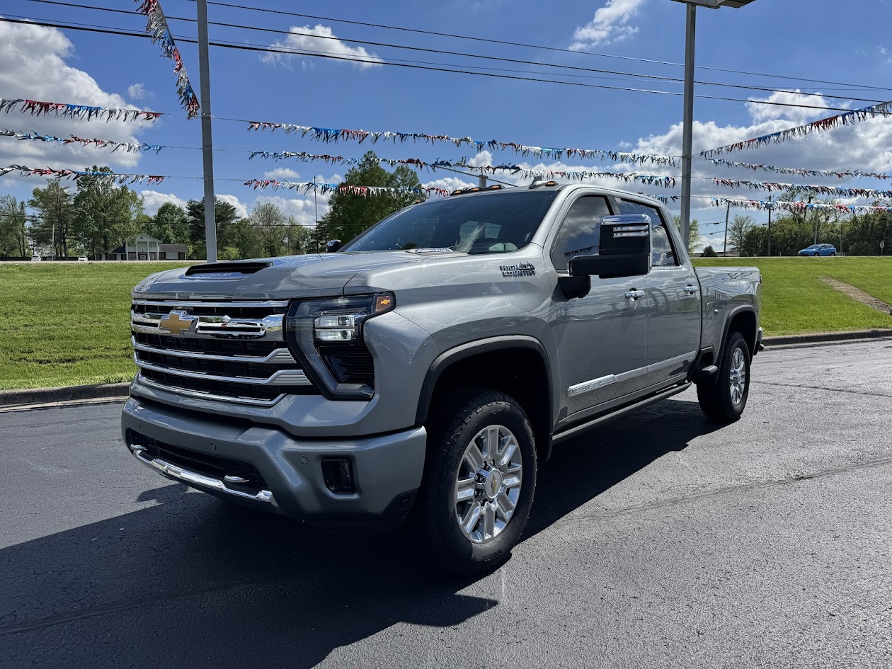 2025 Chevrolet Silverado 2500 HD Vehicle Photo in BOONVILLE, IN 47601-9633