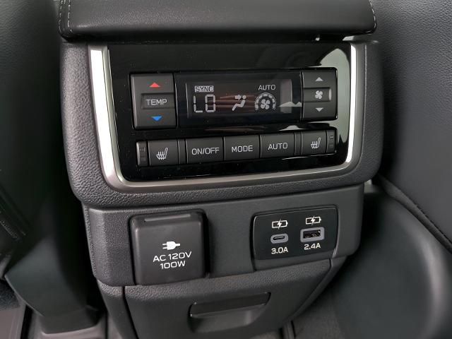 2025 Subaru Ascent Vehicle Photo in Green Bay, WI 54304