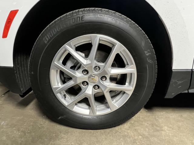 2022 Chevrolet Equinox Vehicle Photo in Roslyn, NY 11576