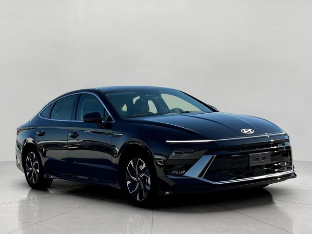 2025 Hyundai SONATA Vehicle Photo in Green Bay, WI 54304