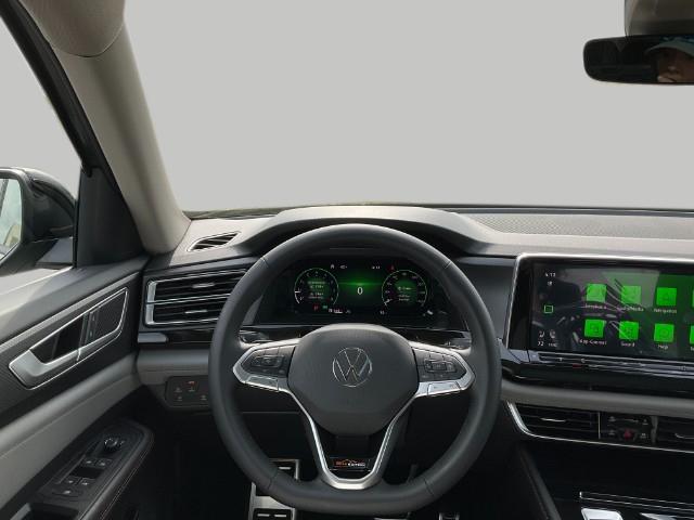 2025 Volkswagen Atlas Vehicle Photo in Oshkosh, WI 54904