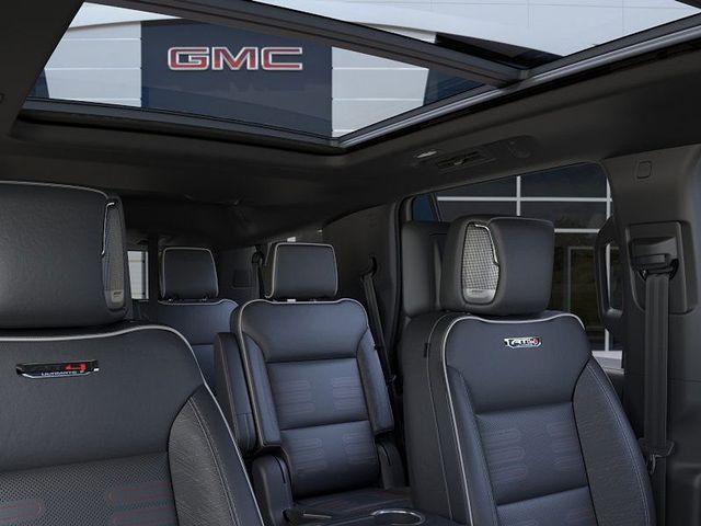 2025 GMC Yukon Vehicle Photo in WATERTOWN, CT 06795-3318