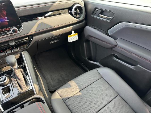 2025 Chevrolet Colorado Vehicle Photo in COLUMBIA, MO 65203-3903
