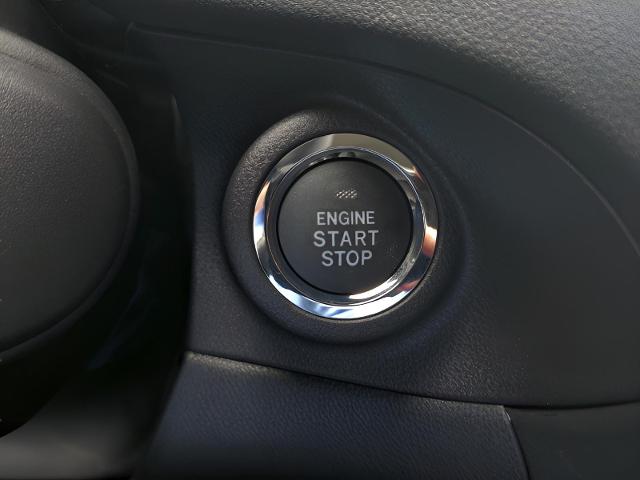 2025 Subaru Ascent Vehicle Photo in Green Bay, WI 54304