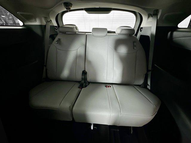 2025 Toyota Sienna Vehicle Photo in Flemington, NJ 08822