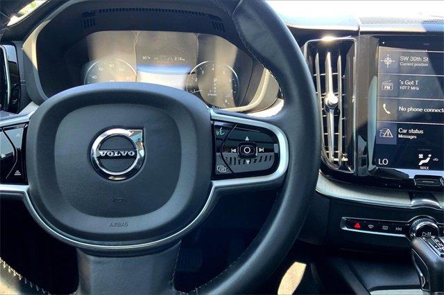 2020 Volvo XC60 Vehicle Photo in TOPEKA, KS 66609-0000