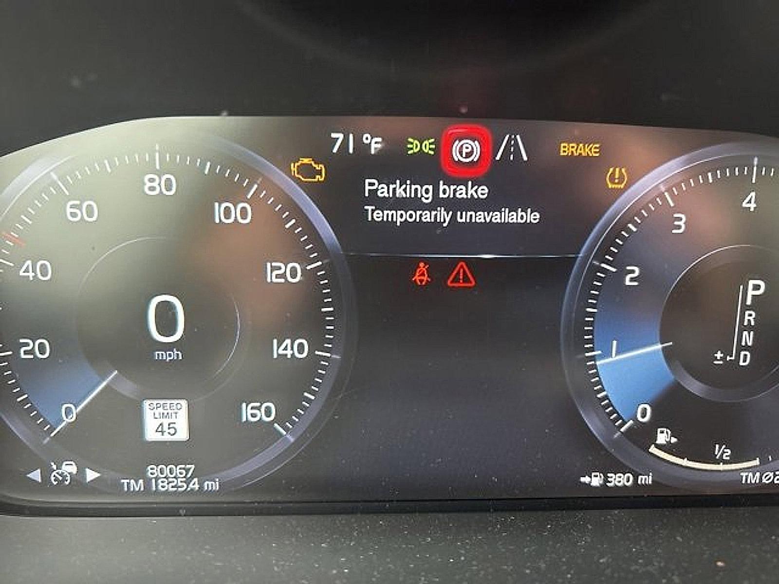 2021 Volvo XC90 Vehicle Photo in Trevose, PA 19053