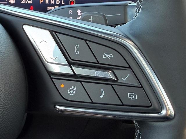 2025 Buick Enclave Vehicle Photo in COLUMBIA, MO 65203-3903