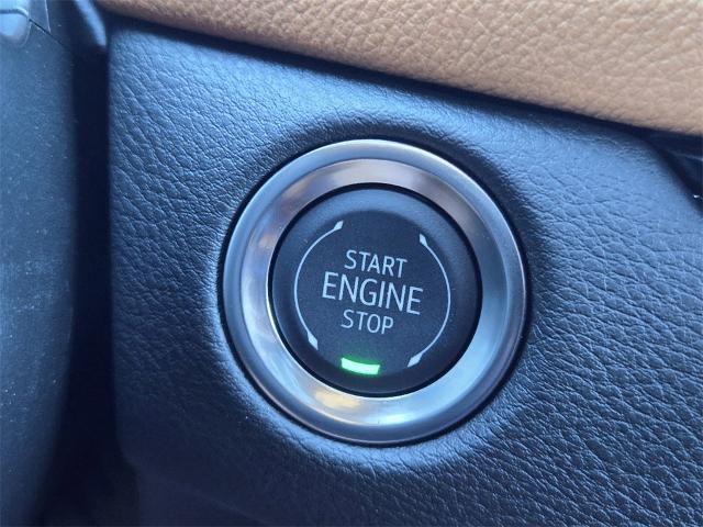 2025 Cadillac XT4 Vehicle Photo in Oklahoma City, OK 73114