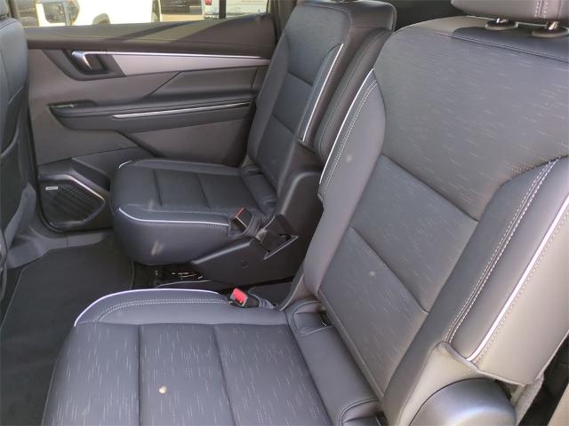 2025 Buick Enclave Vehicle Photo in GOODYEAR, AZ 85338-1310