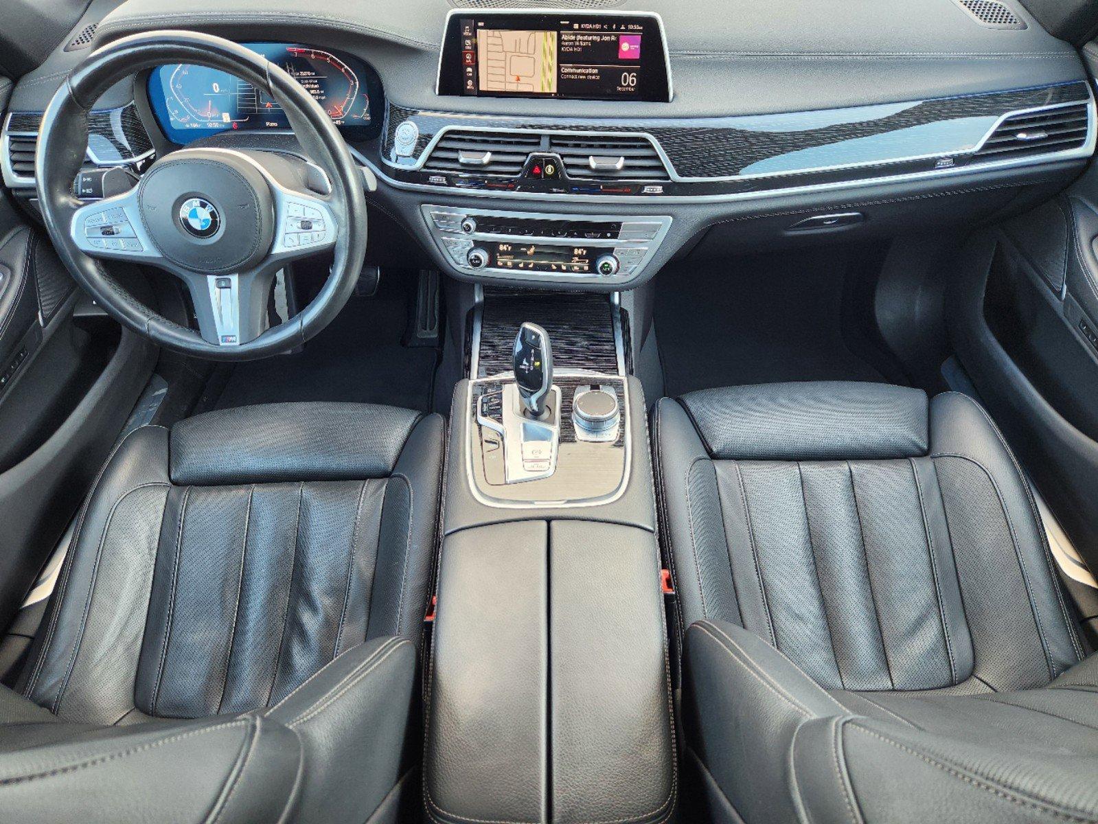 2022 BMW 740i Vehicle Photo in PLANO, TX 75024