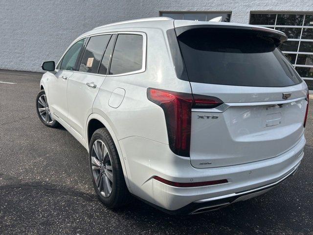 2024 Cadillac XT6 Vehicle Photo in SAUK CITY, WI 53583-1301