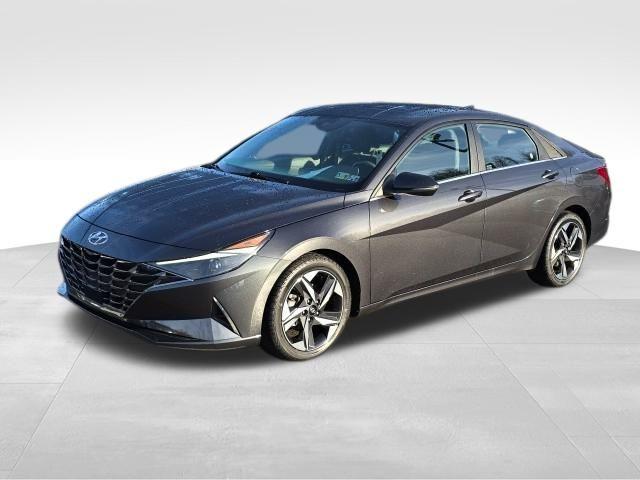 2022 Hyundai ELANTRA Vehicle Photo in Pleasant Hills, PA 15236