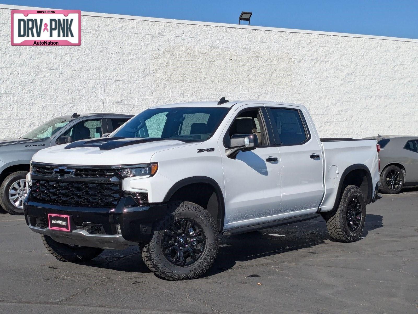 2025 Chevrolet Silverado 1500 Vehicle Photo in VALENCIA, CA 91355-1705