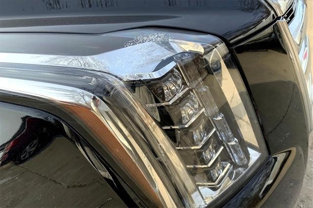 2020 Cadillac Escalade Vehicle Photo in KANSAS CITY, MO 64114-4545