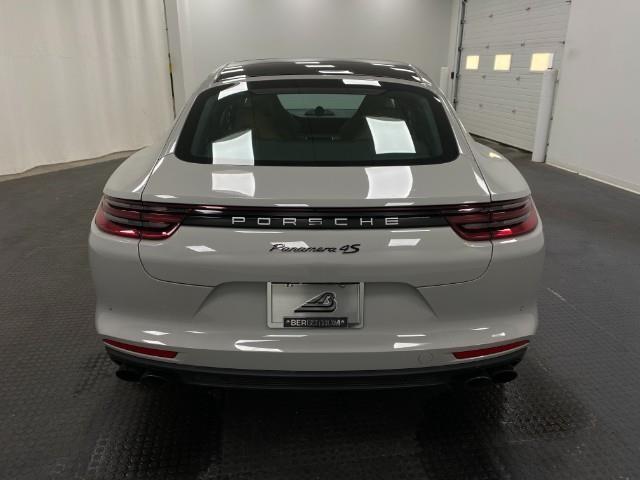 2018 Porsche Panamera Vehicle Photo in Appleton, WI 54913