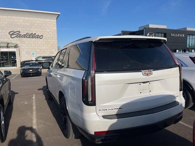 2022 Cadillac Escalade Vehicle Photo in TREVOSE, PA 19053-4984