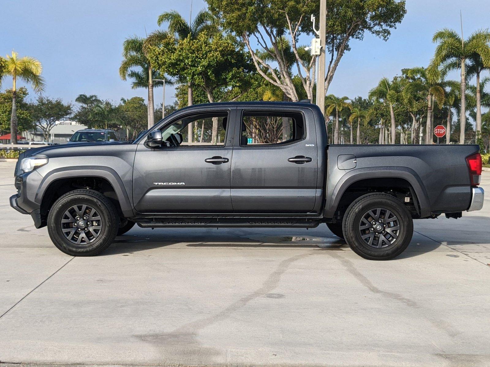 2021 Toyota Tacoma 2WD Vehicle Photo in Davie, FL 33331