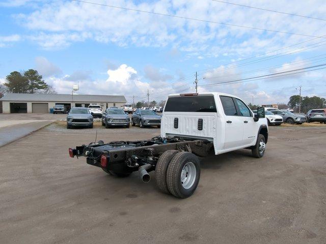 2025 GMC Sierra 3500 HD Chassis Cab Vehicle Photo in ALBERTVILLE, AL 35950-0246