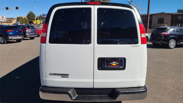 2016 Chevrolet Express Passenger Vehicle Photo in FLAGSTAFF, AZ 86001-6214