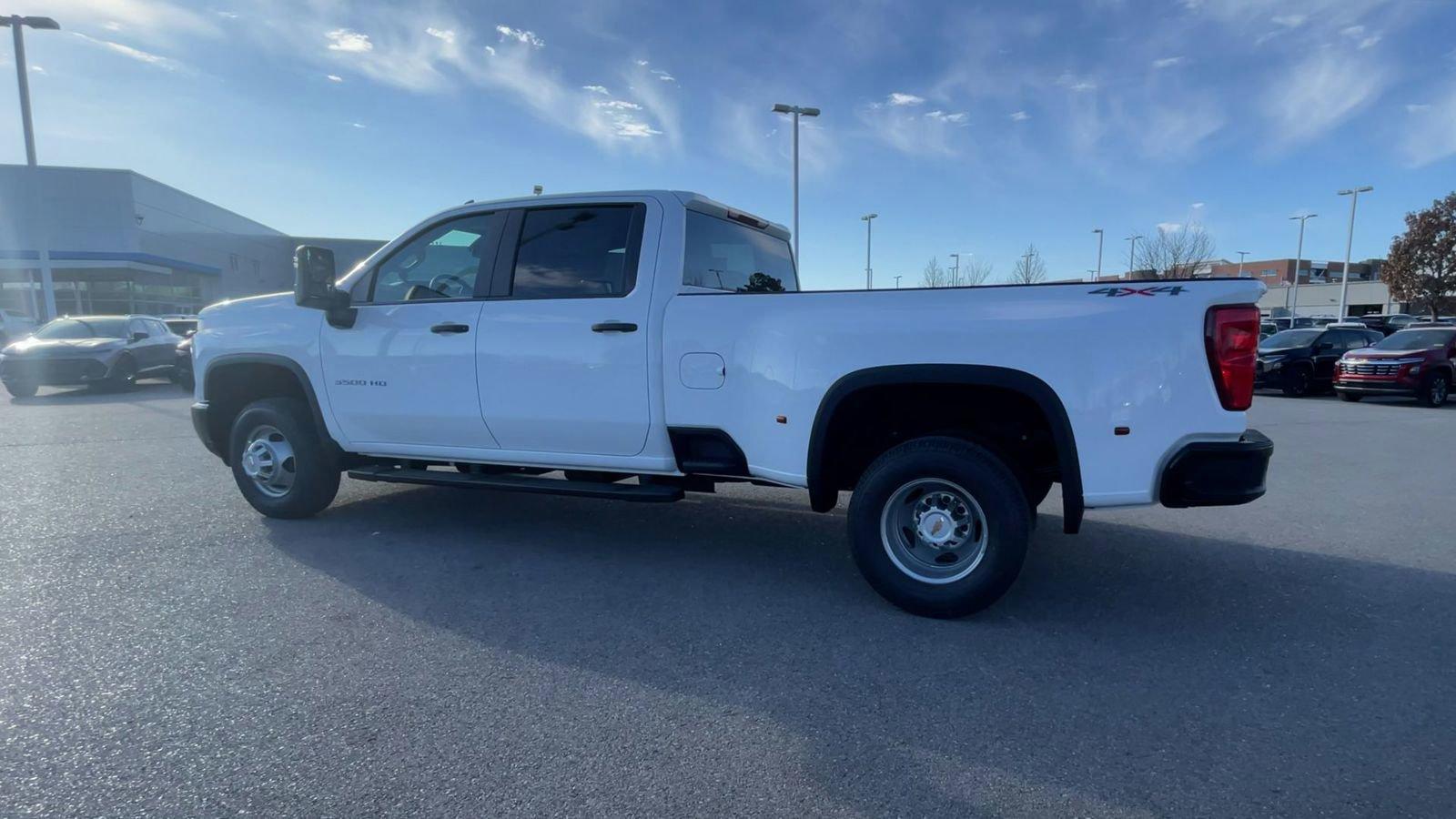 2025 Chevrolet Silverado 3500 HD Vehicle Photo in BENTONVILLE, AR 72712-4322