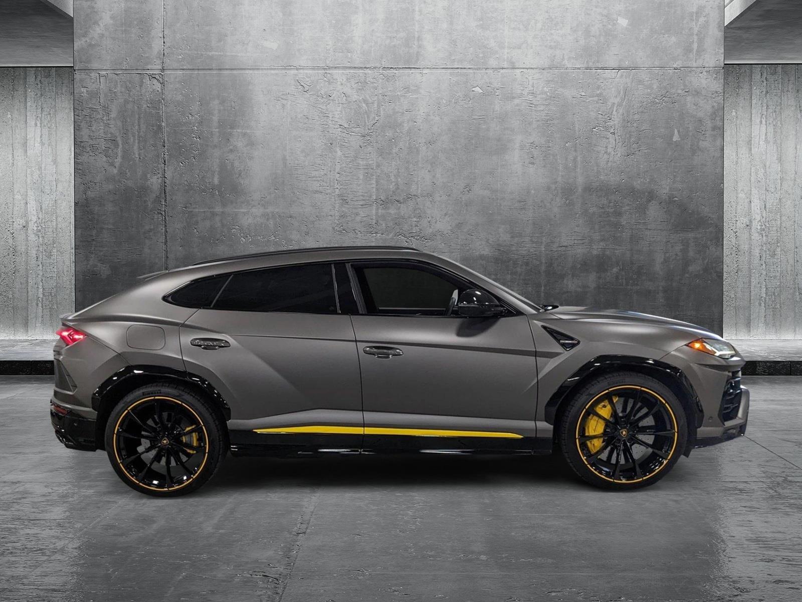 2022 Lamborghini Urus Vehicle Photo in Pompano Beach, FL 33064