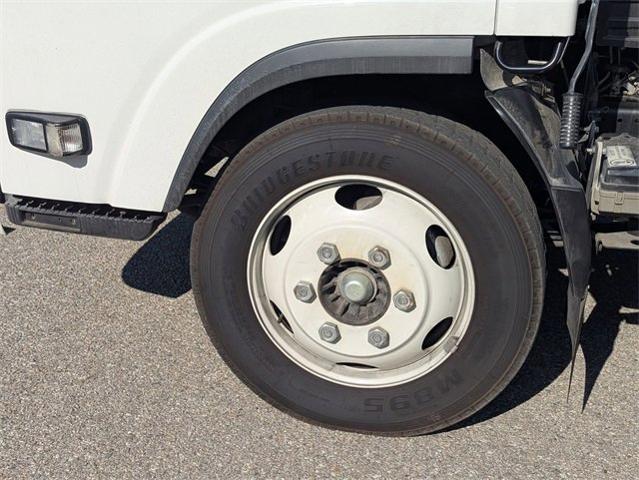 2022 Isuzu NPR XD Vehicle Photo in PASADENA, CA 91107-3803