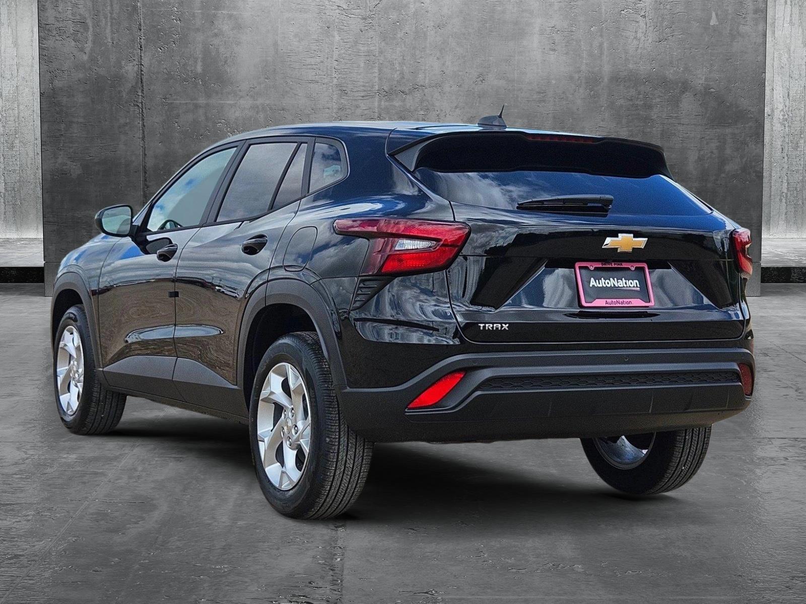 2025 Chevrolet Trax Vehicle Photo in WACO, TX 76710-2592