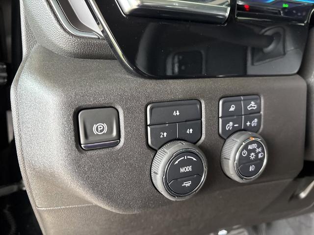 2025 Chevrolet Silverado 2500 HD Vehicle Photo in MANHATTAN, KS 66502-5036