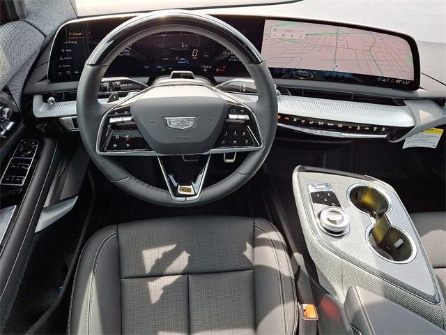 2025 Cadillac OPTIQ Vehicle Photo in ALLENTOWN, PA 18103-7399