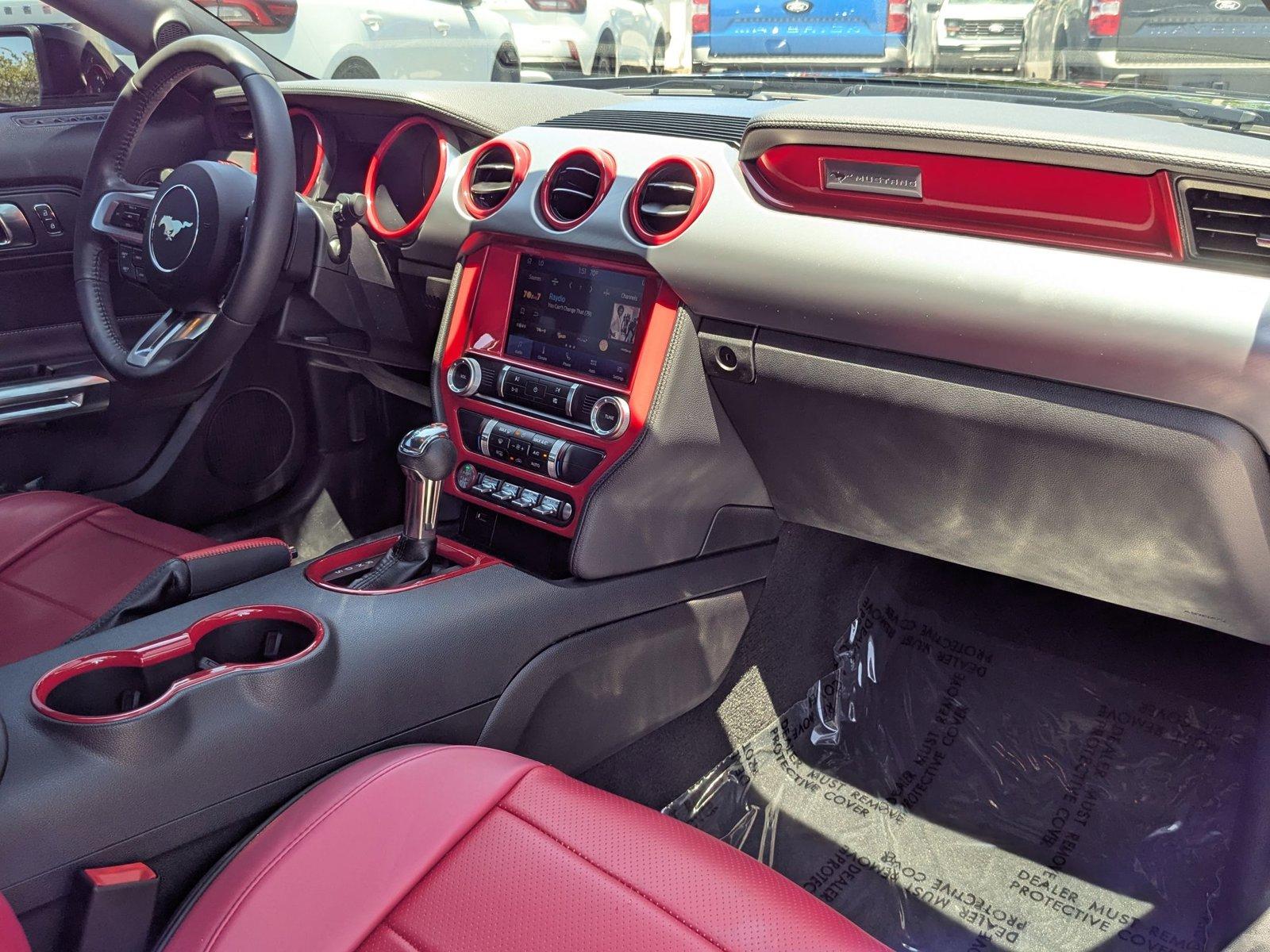 2022 Ford Mustang Vehicle Photo in St. Petersburg, FL 33713