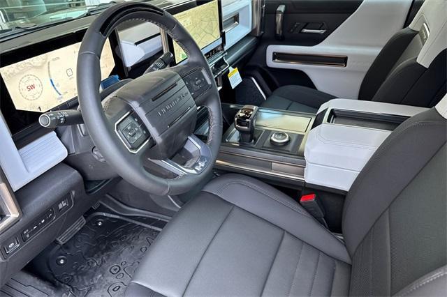 2025 GMC HUMMER EV SUV Vehicle Photo in ELK GROVE, CA 95757-8703