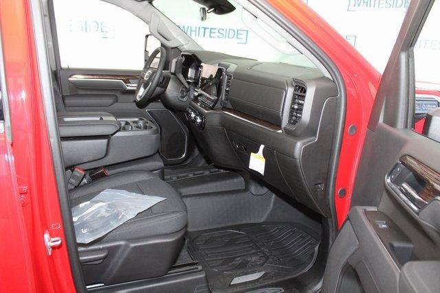 2025 GMC Sierra 2500 HD Vehicle Photo in SAINT CLAIRSVILLE, OH 43950-8512