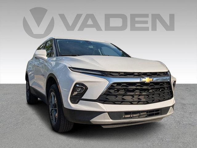 2024 Chevrolet Blazer Vehicle Photo in BRUNSWICK, GA 31525-1881