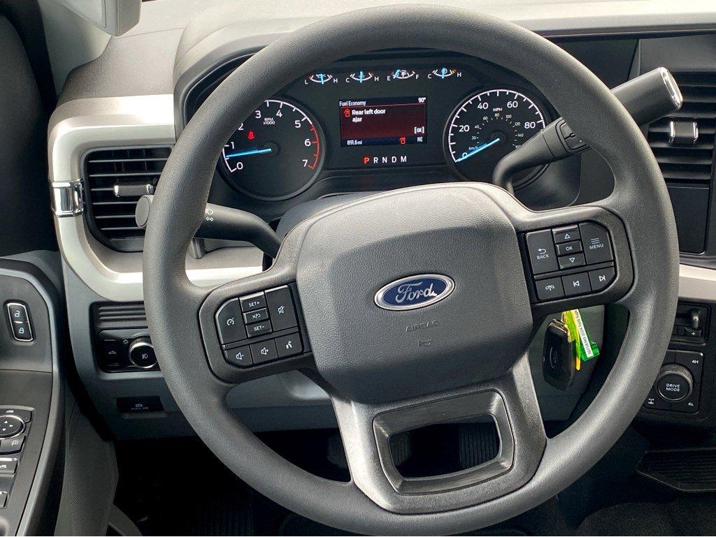2024 Ford Super Duty F-250 SRW Vehicle Photo in SAVANNAH, GA 31406-4513
